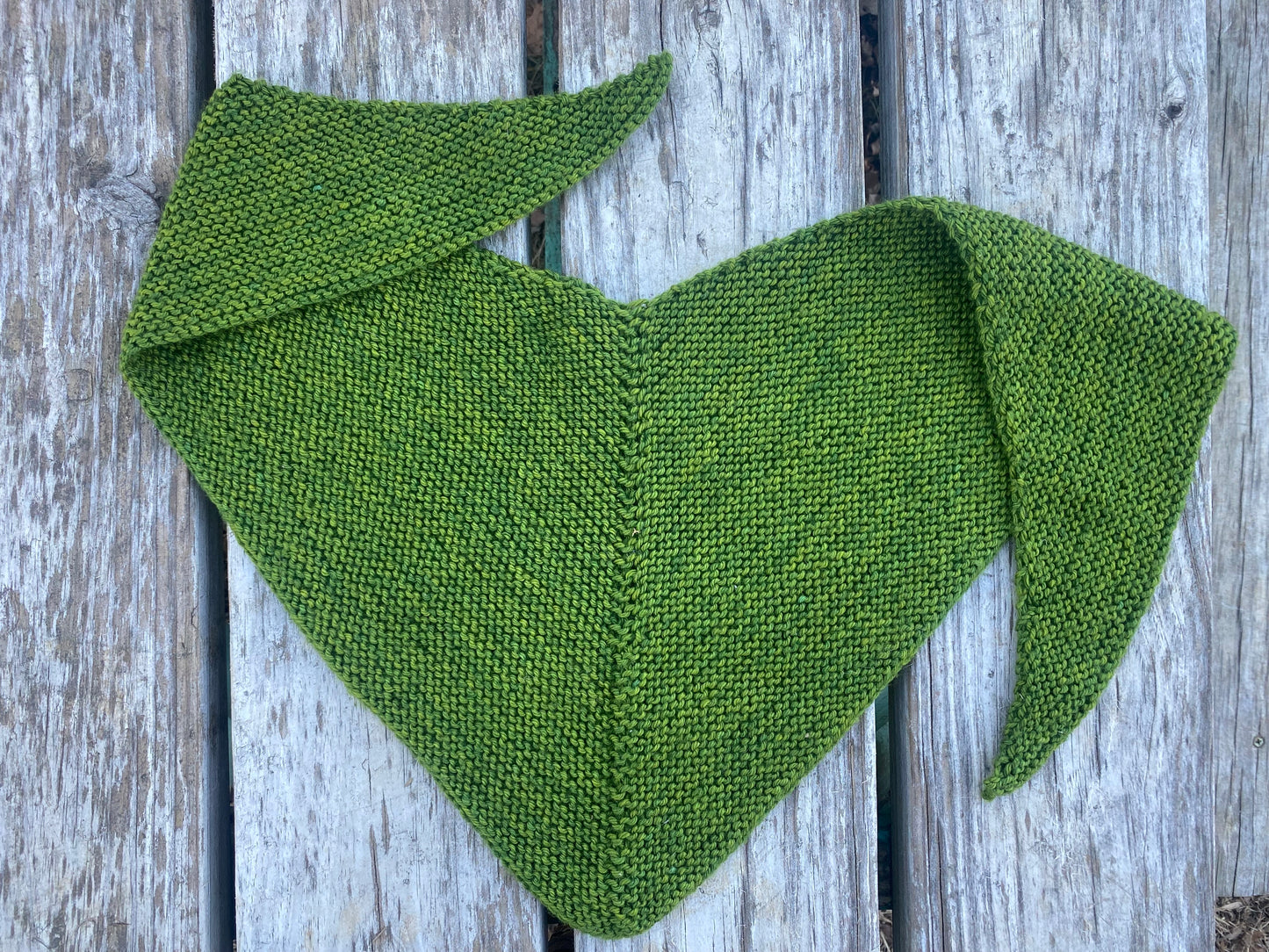 Hand Dyed and Knit Neckerchief - Goldenrod & Indigo